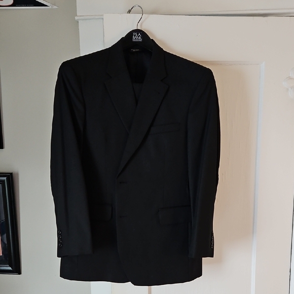 Men's Dark Navy Men's Suit - Picture 1 of 4